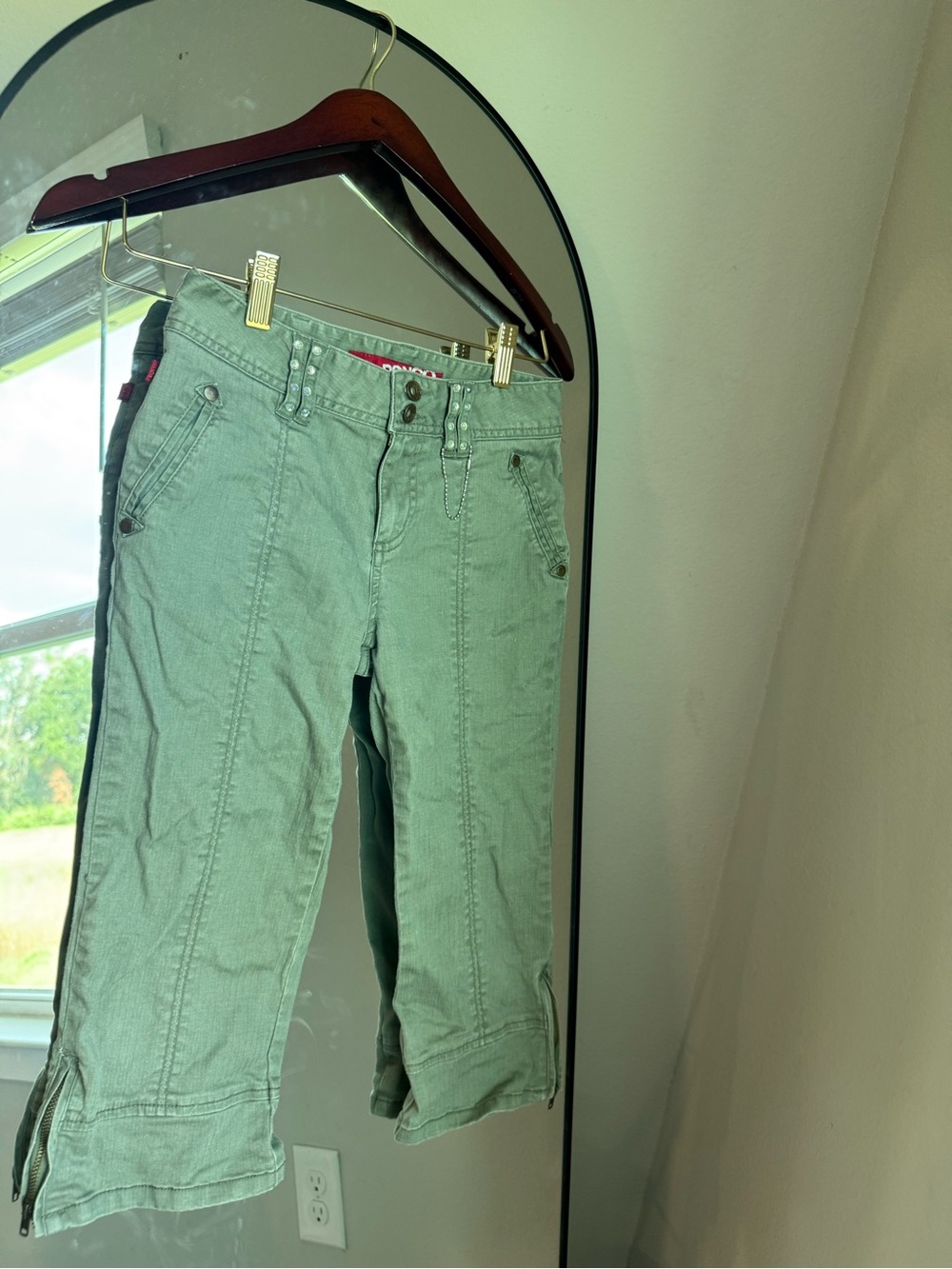 Vtg bongo army capri bedazzled y2k